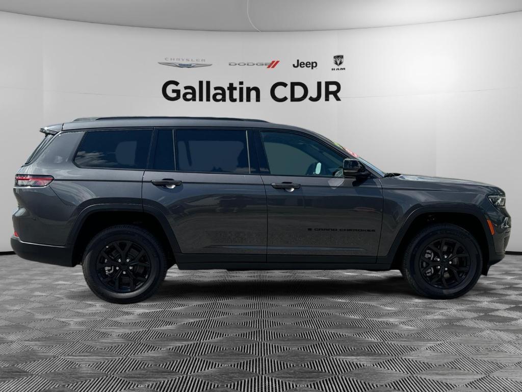 new 2024 Jeep Grand Cherokee L car, priced at $43,451