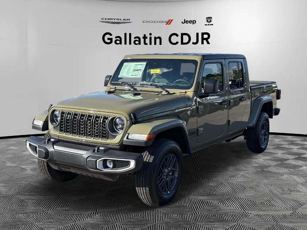 new 2025 Jeep Gladiator car, priced at $45,614