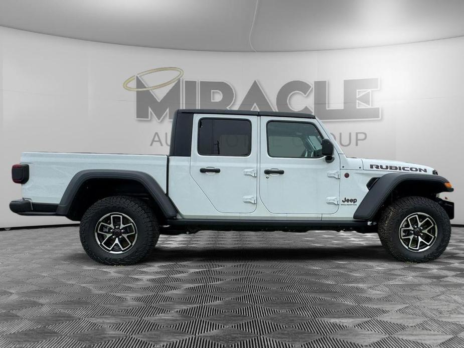 new 2024 Jeep Gladiator car, priced at $55,500