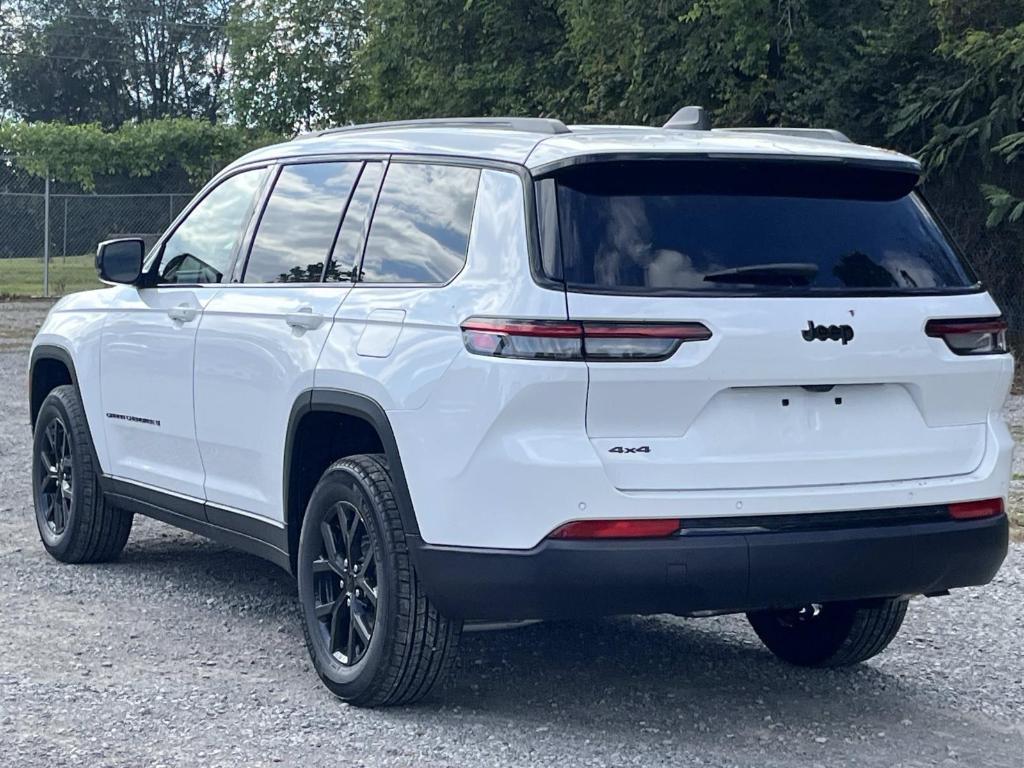 new 2025 Jeep Grand Cherokee L car, priced at $43,626