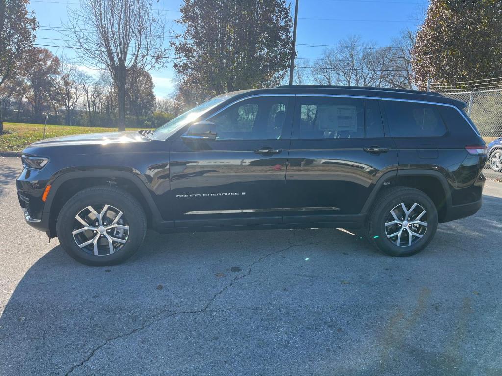 new 2025 Jeep Grand Cherokee L car, priced at $49,295