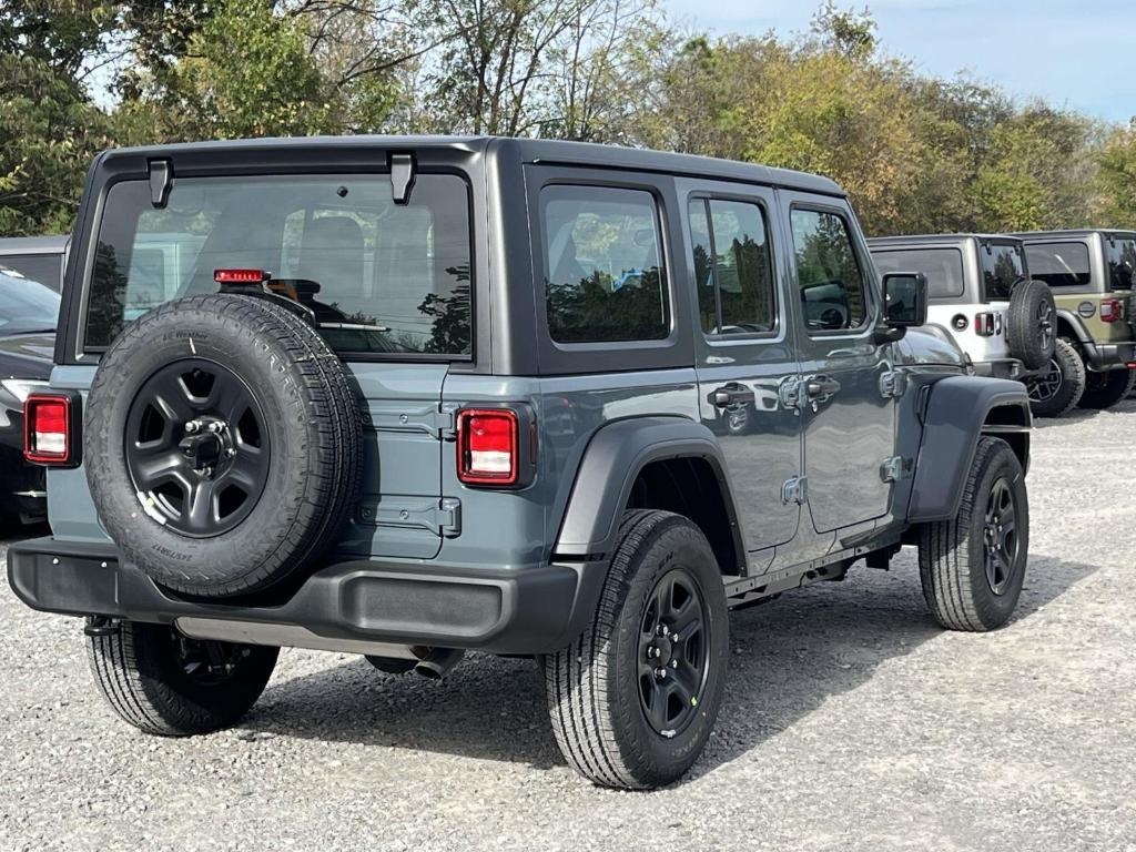 new 2026 Jeep Wrangler car, priced at $41,457