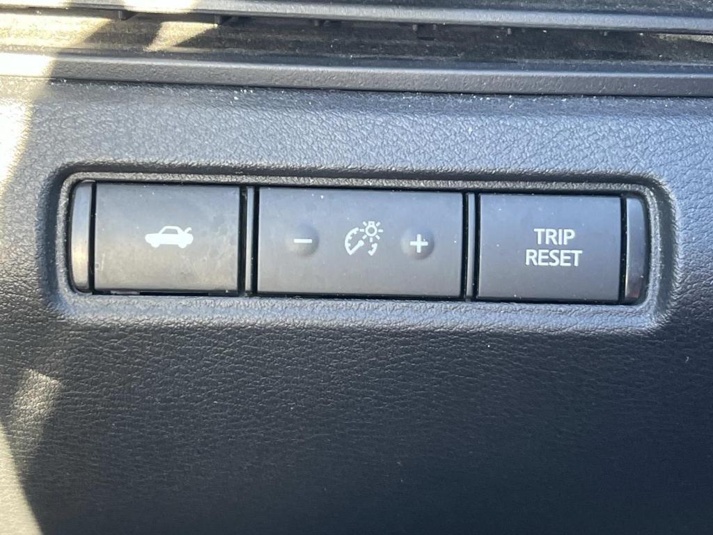 used 2023 Nissan Altima car, priced at $19,327