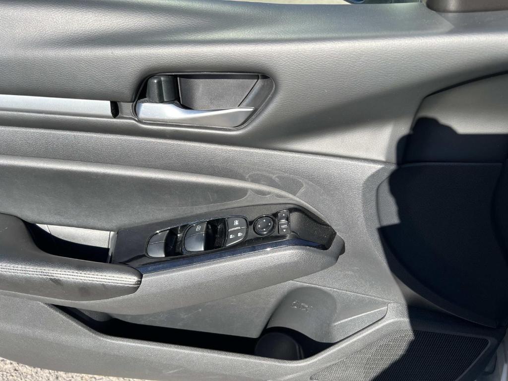 used 2023 Nissan Altima car, priced at $19,327