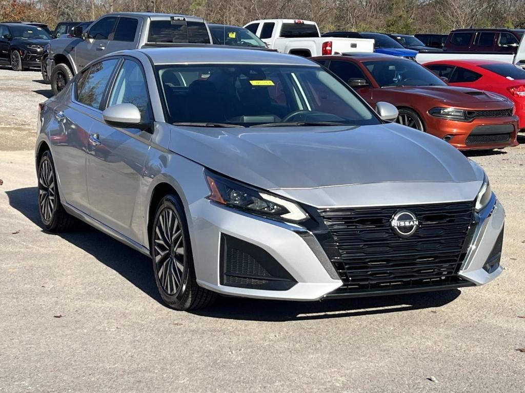 used 2023 Nissan Altima car, priced at $19,327