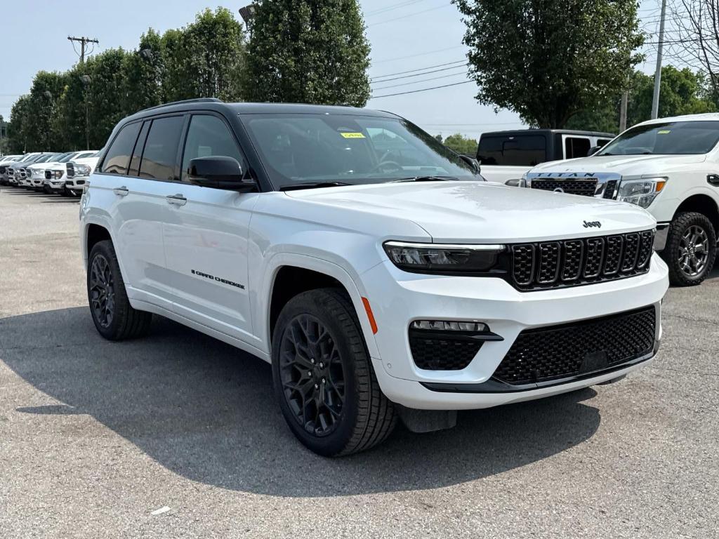 new 2025 Jeep Grand Cherokee car, priced at $62,389