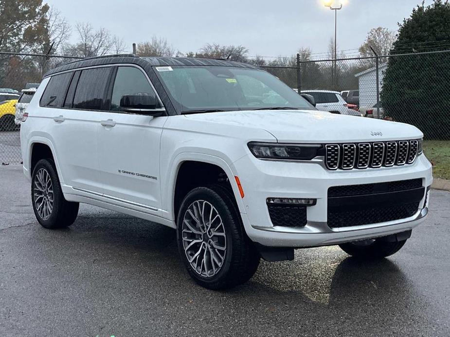 new 2024 Jeep Grand Cherokee L car, priced at $69,250