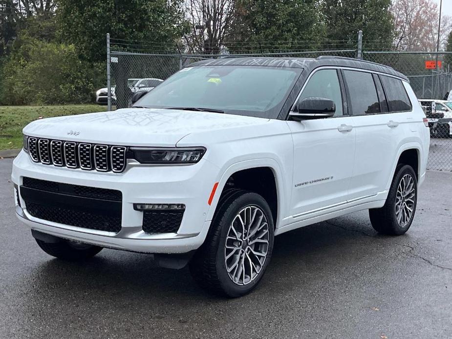 new 2024 Jeep Grand Cherokee L car, priced at $69,250