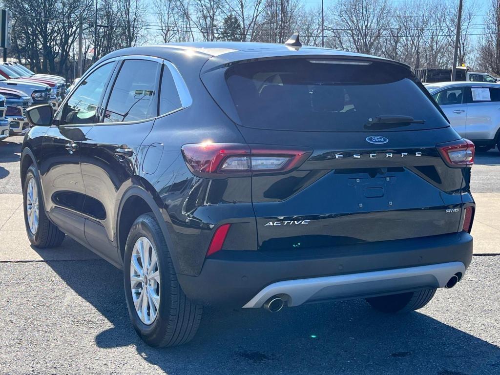 used 2023 Ford Escape car, priced at $25,944