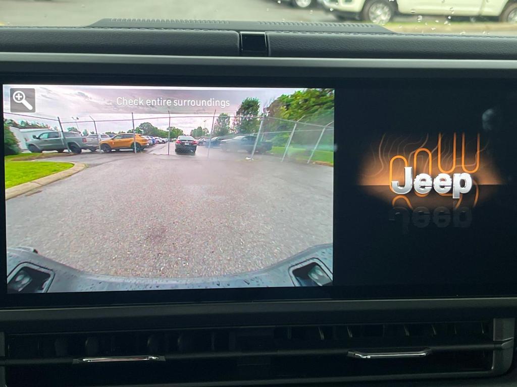new 2025 Jeep Gladiator car, priced at $45,288