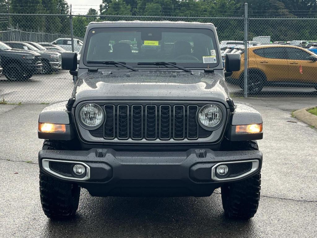 new 2025 Jeep Gladiator car, priced at $45,288