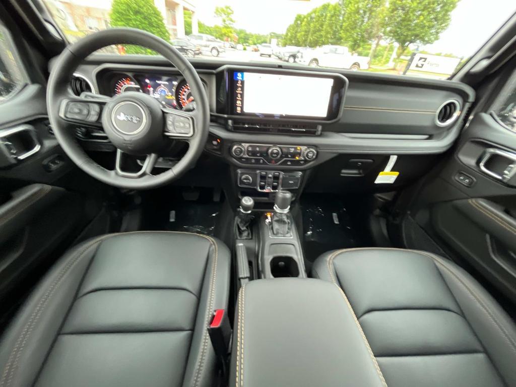new 2025 Jeep Gladiator car, priced at $45,288