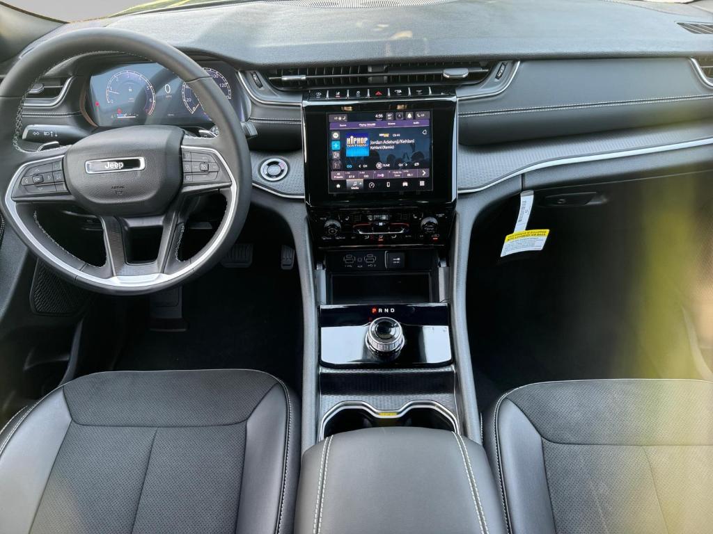 new 2024 Jeep Grand Cherokee car, priced at $41,500