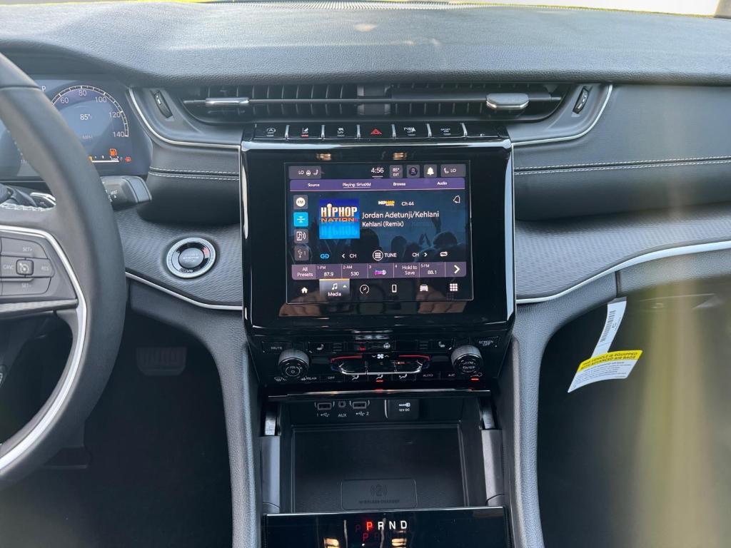 new 2024 Jeep Grand Cherokee car, priced at $41,500