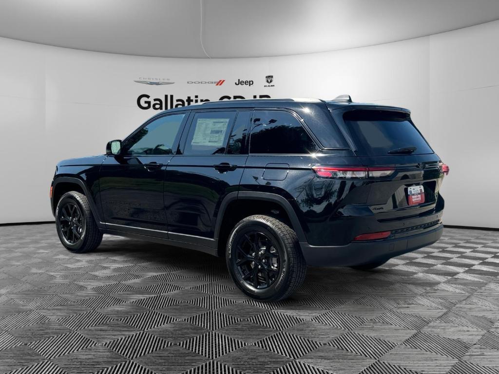 new 2024 Jeep Grand Cherokee car, priced at $41,500