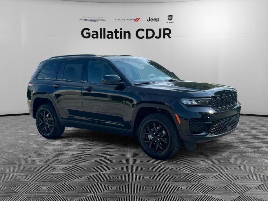 new 2024 Jeep Grand Cherokee car, priced at $41,500