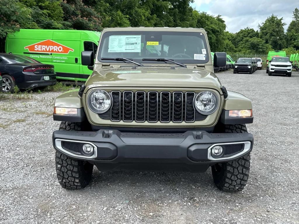new 2025 Jeep Gladiator car, priced at $45,459