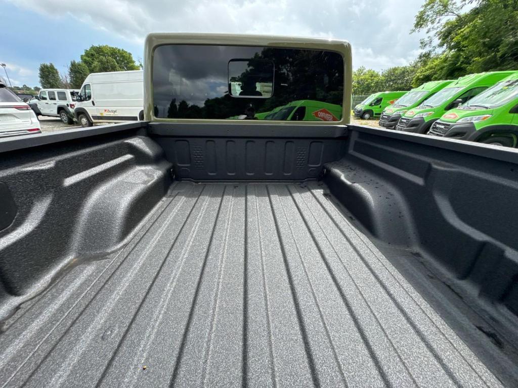 new 2025 Jeep Gladiator car, priced at $45,459