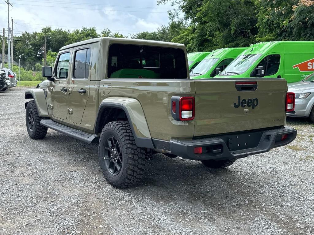 new 2025 Jeep Gladiator car, priced at $45,459