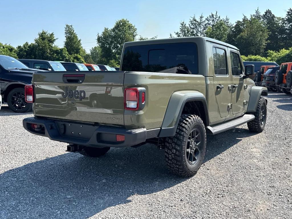 new 2025 Jeep Gladiator car, priced at $46,567