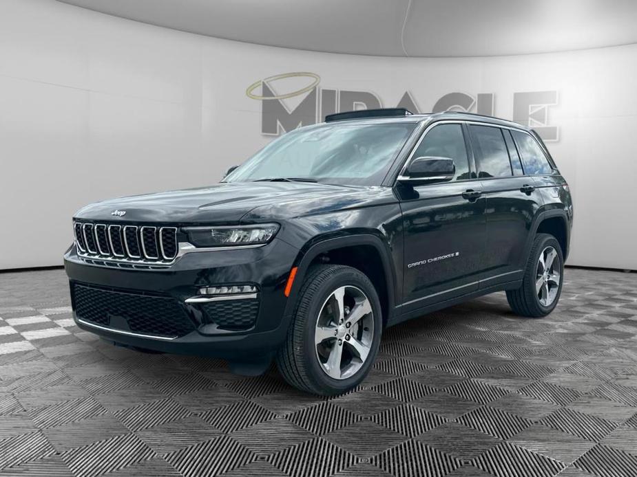 new 2024 Jeep Grand Cherokee car, priced at $49,500