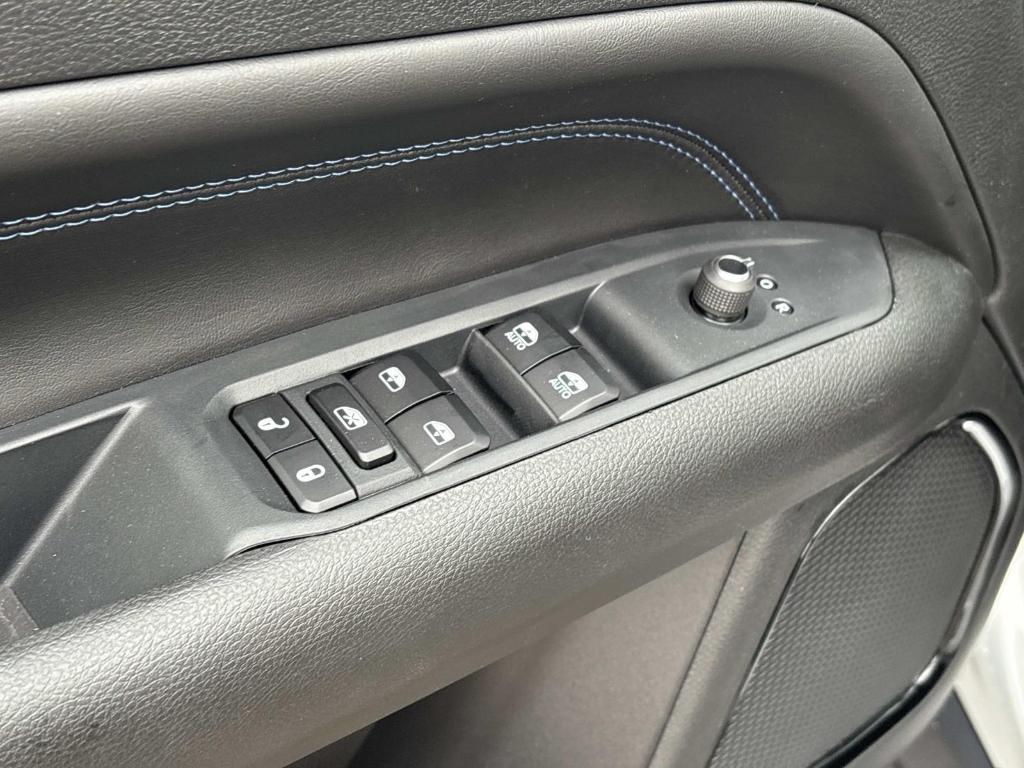 new 2026 Jeep Compass car, priced at $31,432