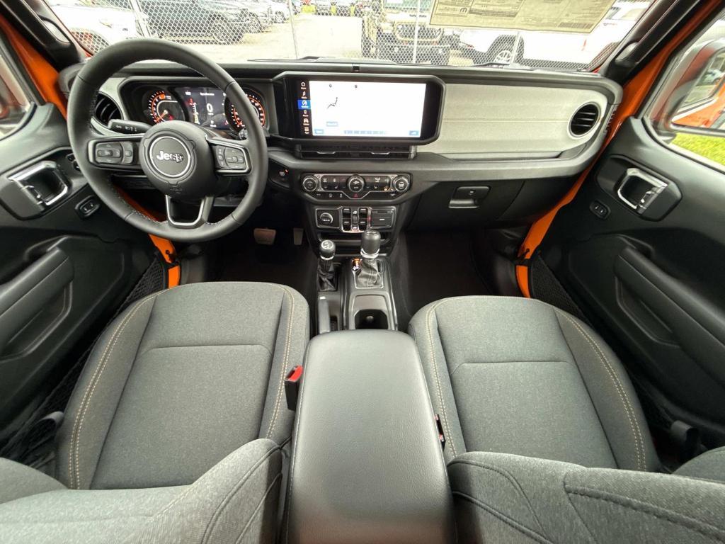 new 2025 Jeep Wrangler car, priced at $48,662