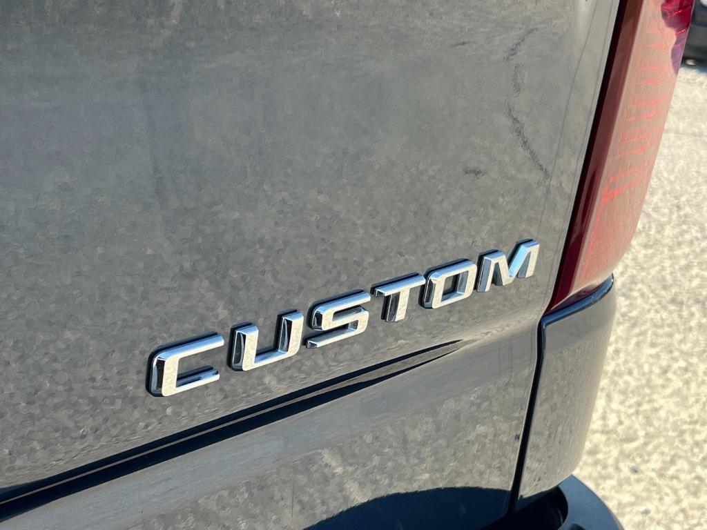 used 2022 Chevrolet Silverado 1500 car, priced at $32,400