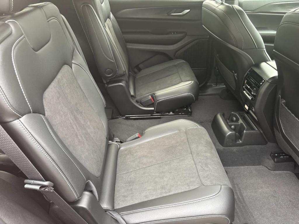 new 2025 Jeep Grand Cherokee L car, priced at $46,538
