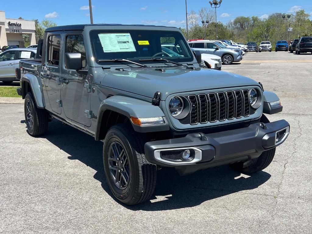 new 2025 Jeep Gladiator car, priced at $45,392