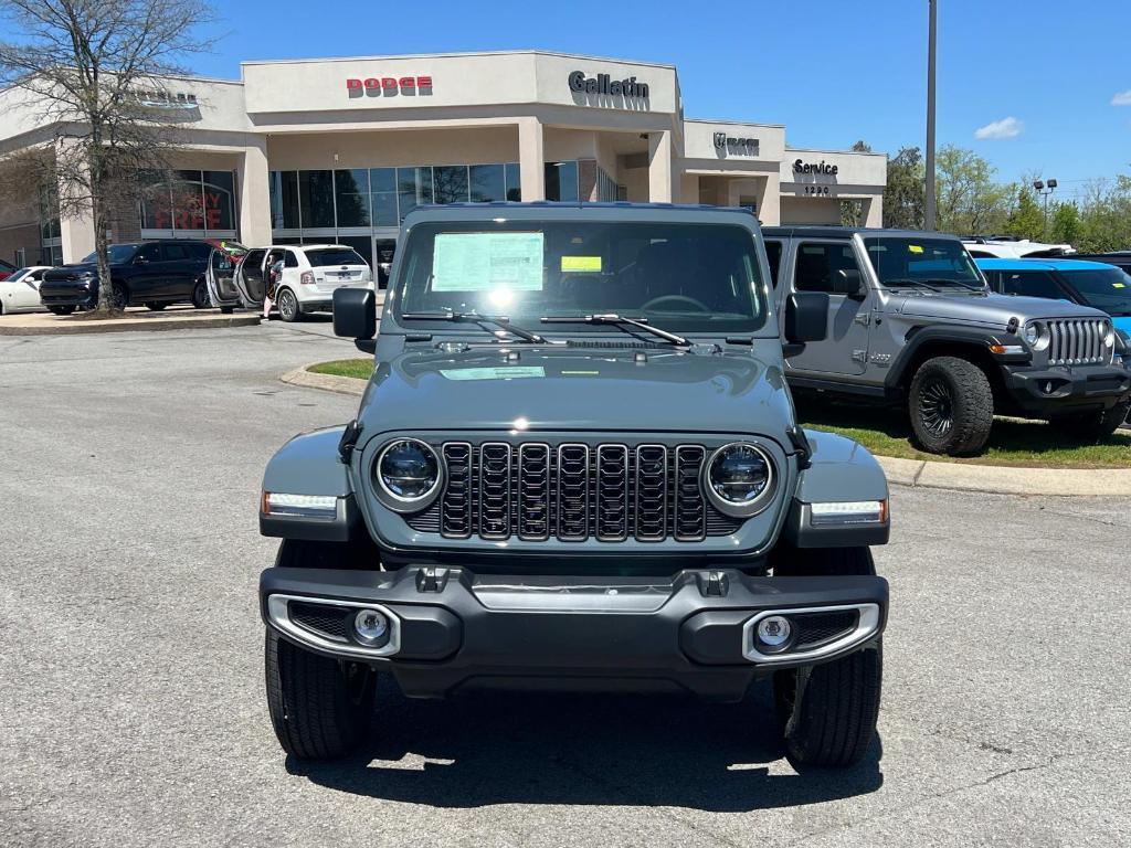 new 2025 Jeep Gladiator car, priced at $45,392