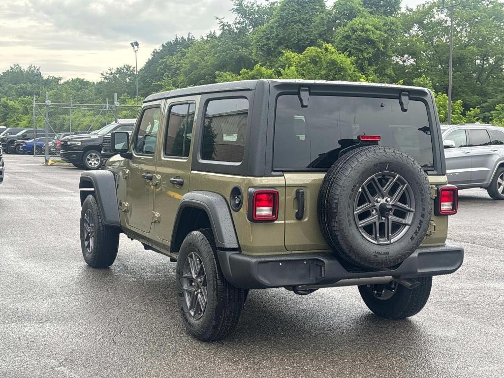 new 2025 Jeep Wrangler car, priced at $48,615