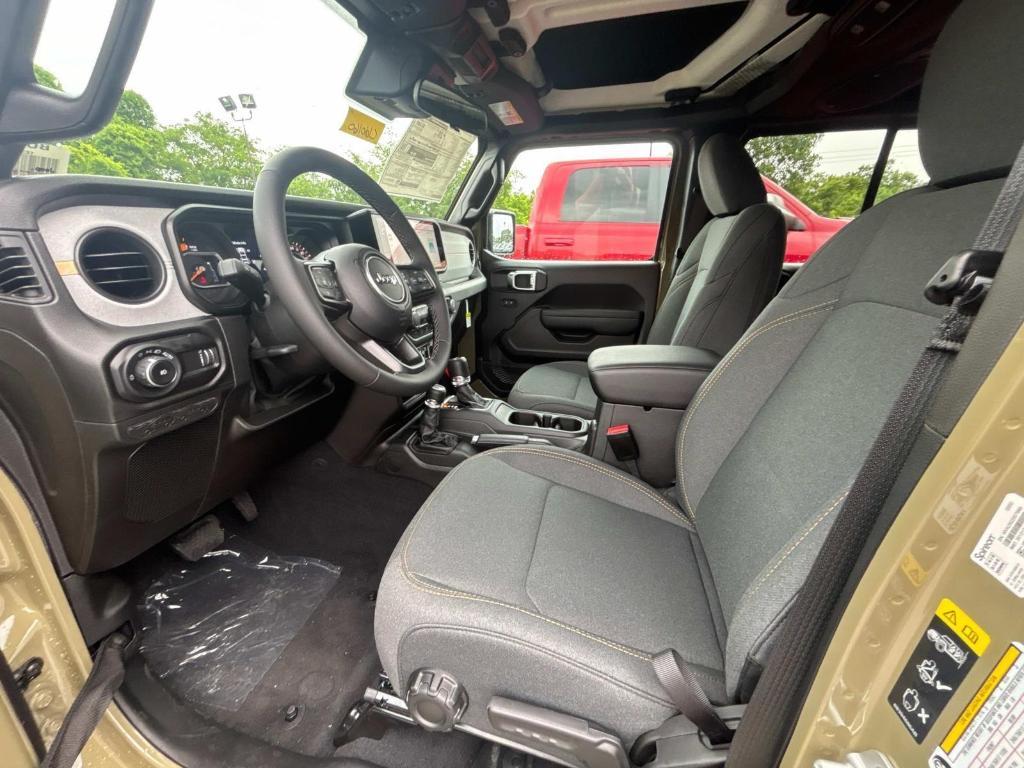 new 2025 Jeep Wrangler car, priced at $48,615