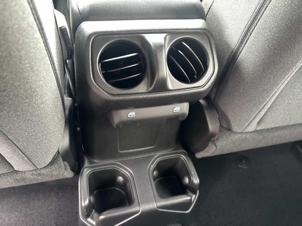 new 2025 Jeep Wrangler car, priced at $48,615