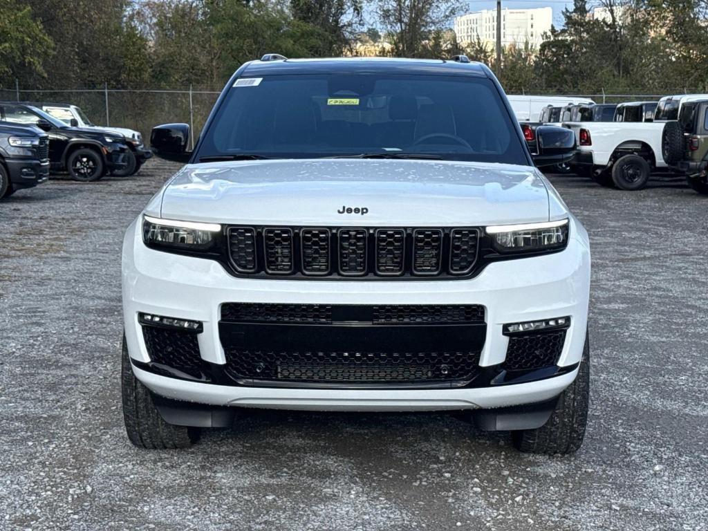 new 2025 Jeep Grand Cherokee L car, priced at $72,830