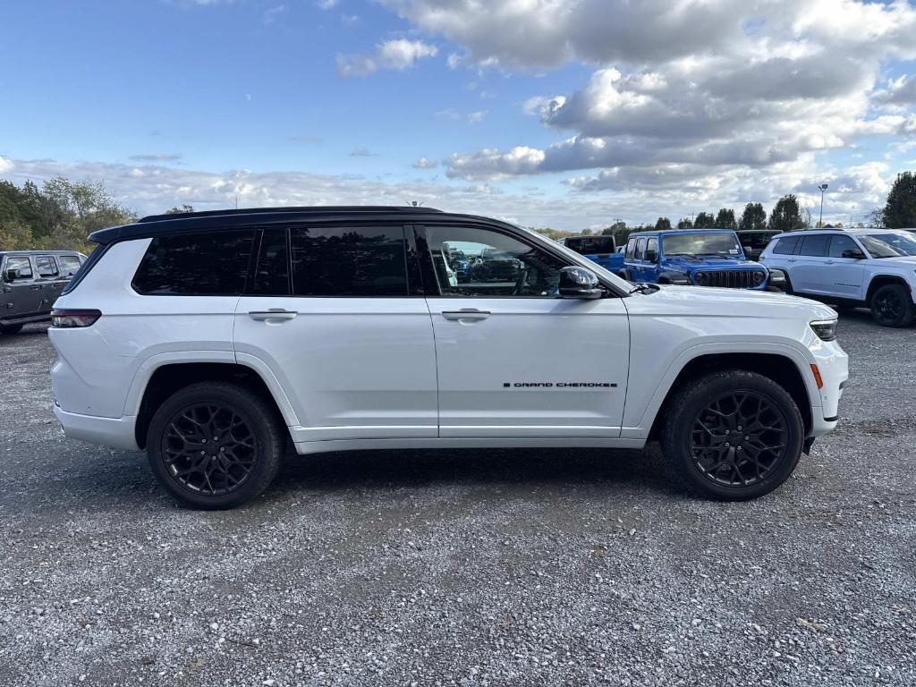 new 2025 Jeep Grand Cherokee L car, priced at $72,830
