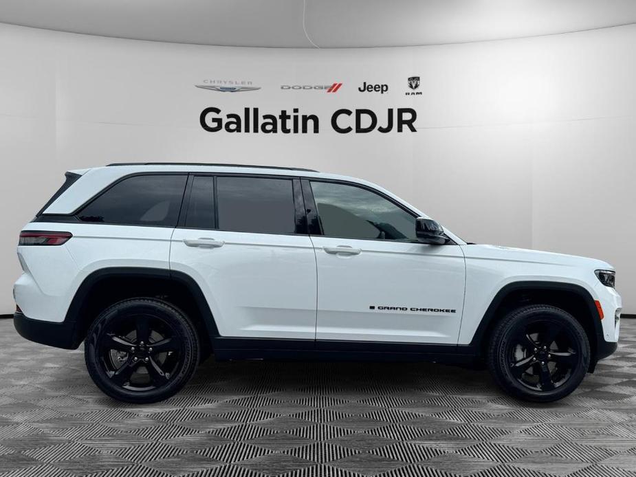 new 2025 Jeep Grand Cherokee car, priced at $54,865