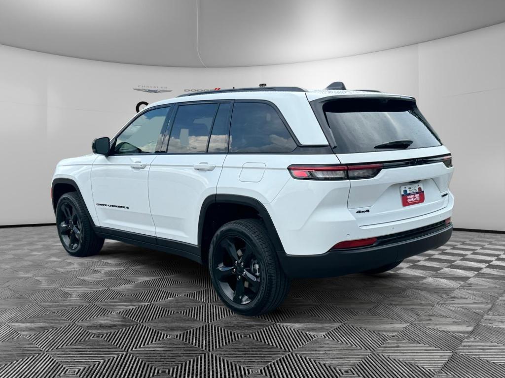 new 2025 Jeep Grand Cherokee car, priced at $54,865