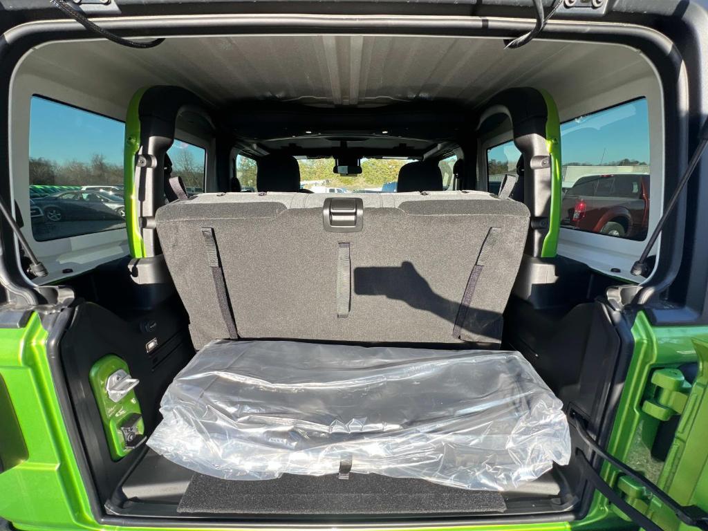 new 2025 Jeep Wrangler car, priced at $40,525