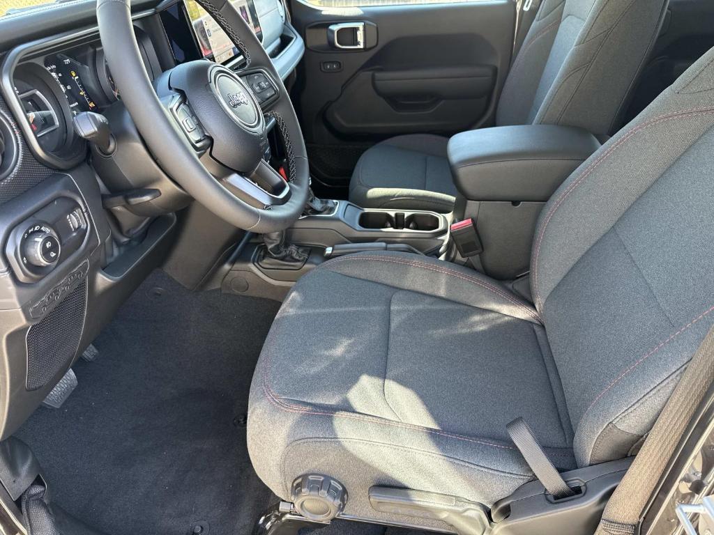 new 2026 Jeep Gladiator car, priced at $60,603