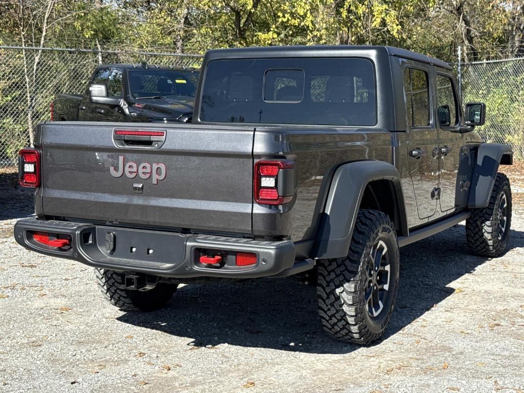 new 2026 Jeep Gladiator car, priced at $60,603