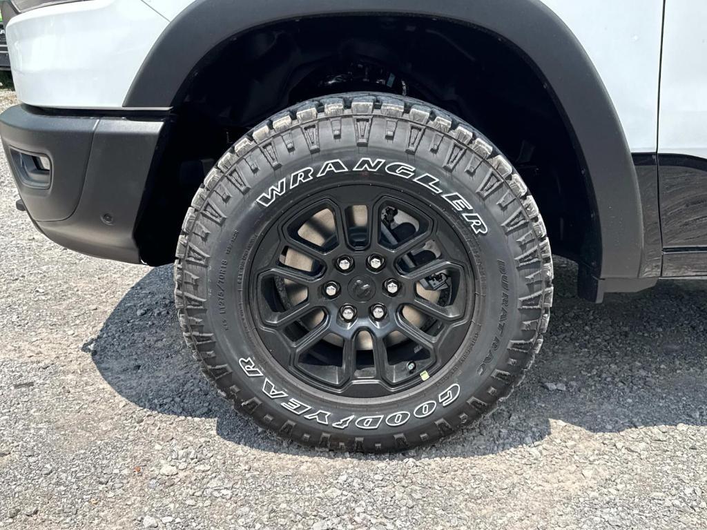 new 2025 Ram 1500 car, priced at $67,073
