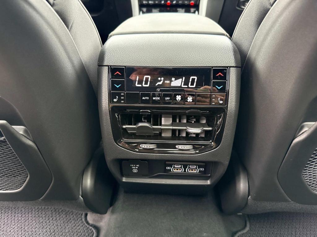 new 2025 Jeep Grand Cherokee car, priced at $56,972