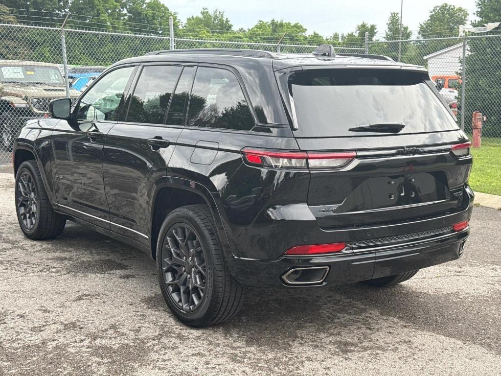 new 2025 Jeep Grand Cherokee car, priced at $56,972
