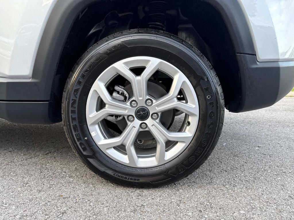 new 2025 Jeep Compass car, priced at $28,782