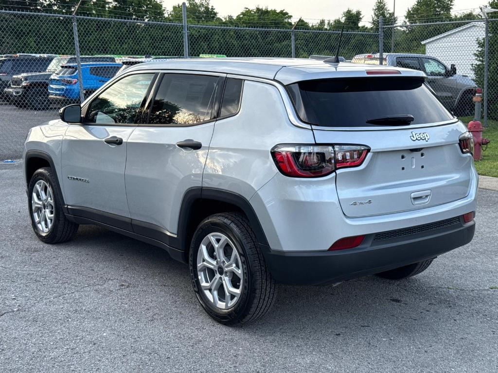 new 2025 Jeep Compass car, priced at $28,782