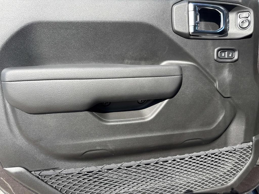 new 2026 Jeep Wrangler car, priced at $53,789