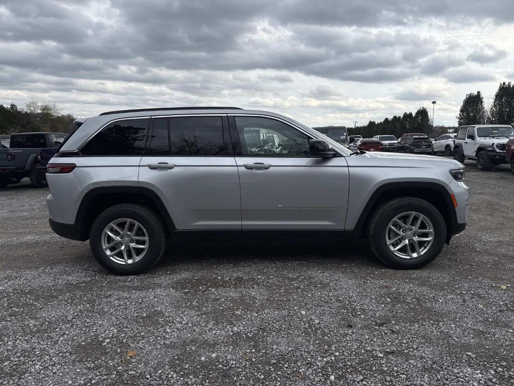 new 2025 Jeep Grand Cherokee car