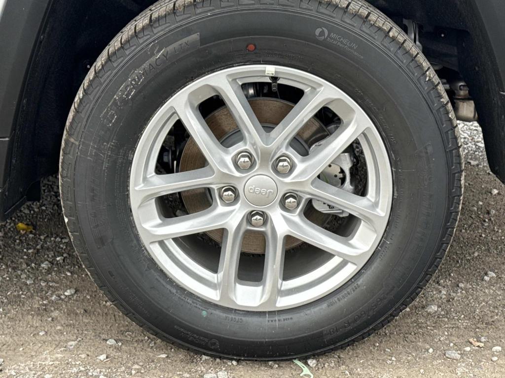 new 2025 Jeep Grand Cherokee car