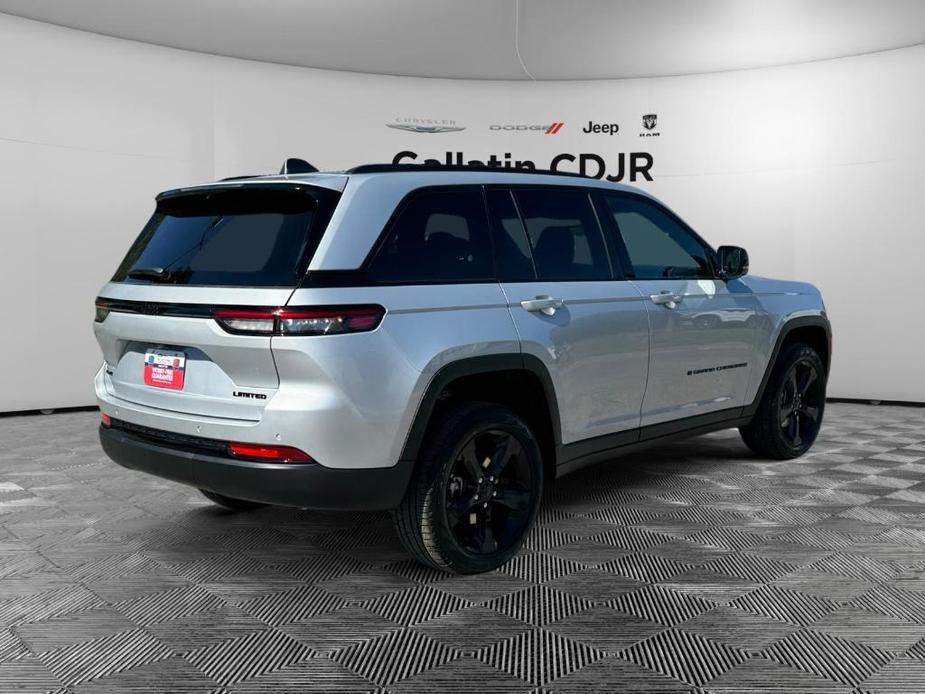 new 2025 Jeep Grand Cherokee car, priced at $55,460